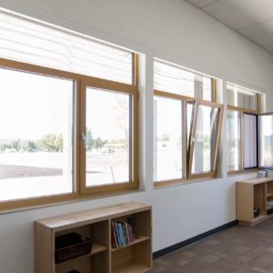 Противопожарное огнезащитное окно для школы / серия FRM1107